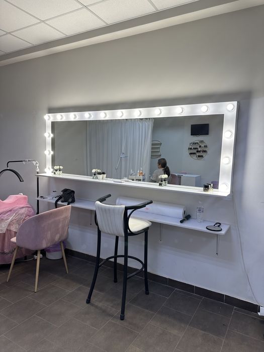 Продам зеркало. Срочно. Торг. Самовывоз.