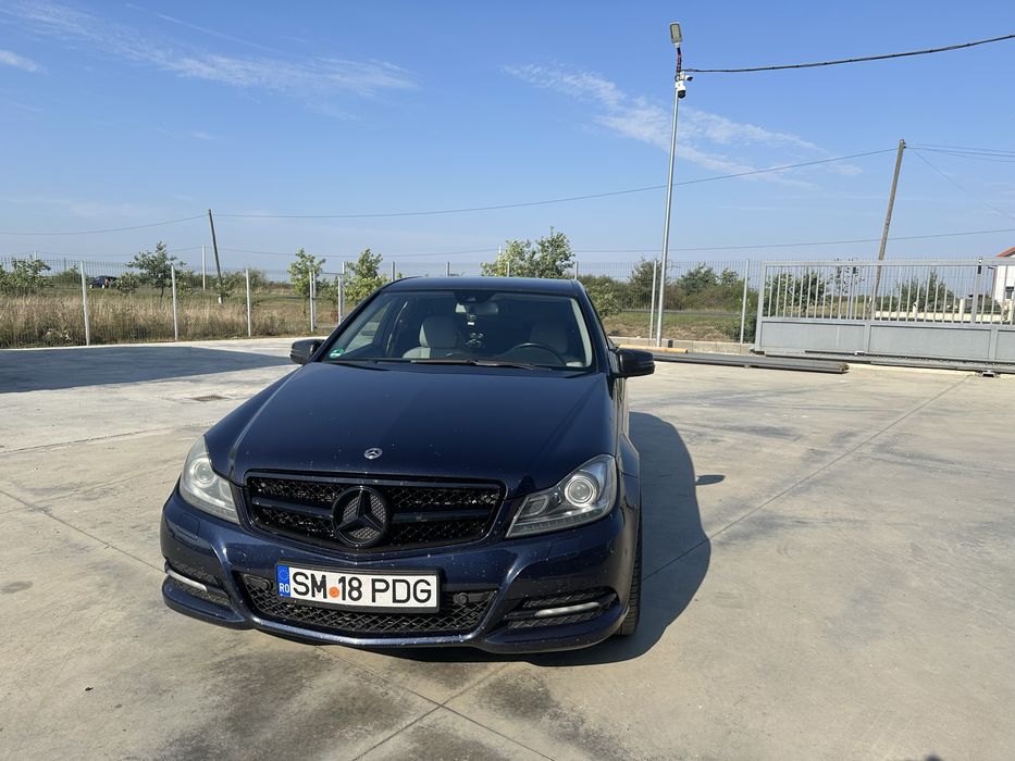 Mercedes C-class C250