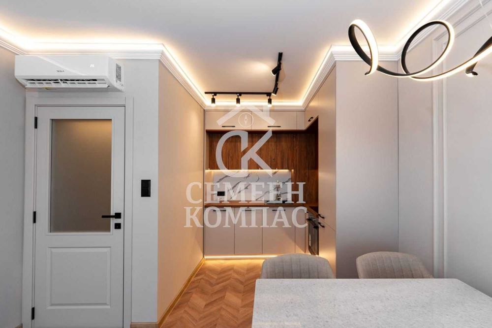 Продава се Двустаен апартамент в Пловдив, Остромила - 61 кв.м за 1170 €/кв.м - Снимка #2