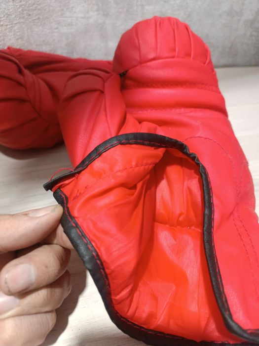 Перчатки для бокса