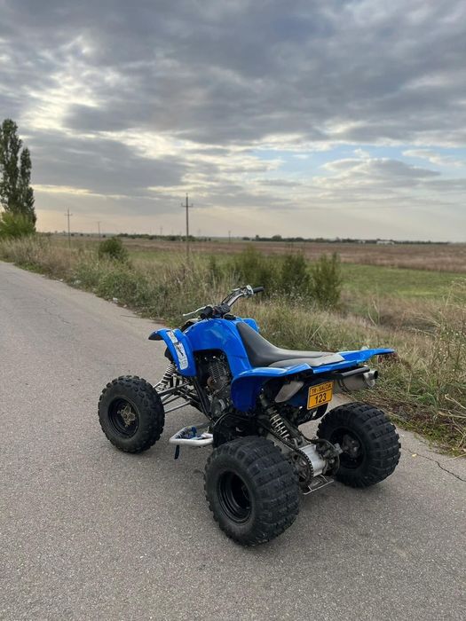 Yamaha raptor 660