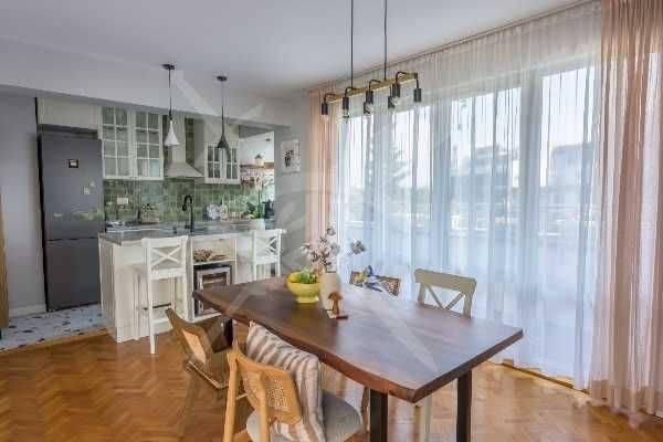 Дава се под наем Тристаен апартамент в Пловдив, Център - 100 кв.м за 897.6 € - Снимка #3