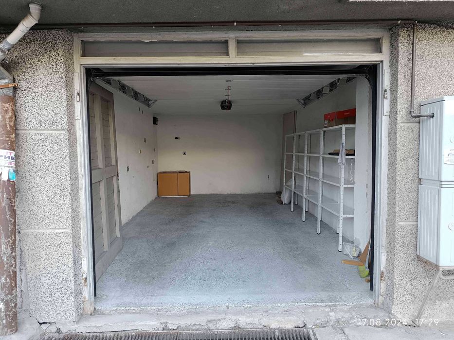 Дава се под наем Гараж / Паркомясто в Пловдив, Каменица 1 - 10 кв.м за 117.3 € - Снимка #1