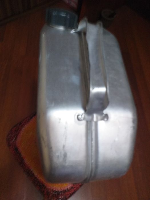 Алюминиевая канистра