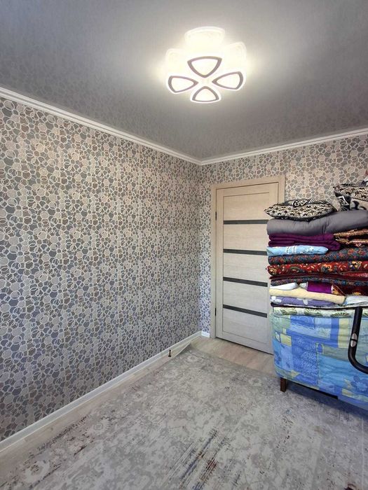 2х комнатная квартира в 16 микрорайоне на 4 этаже из 5, Франко, 2