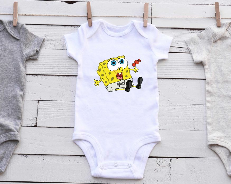 Нови Тениски със Спондж Боб Квадратни гащи - различни модели