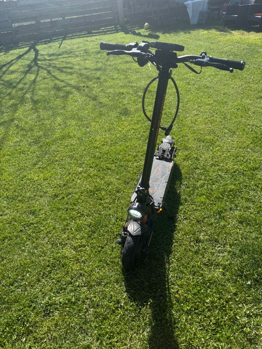 Trotineta electrică g2 master