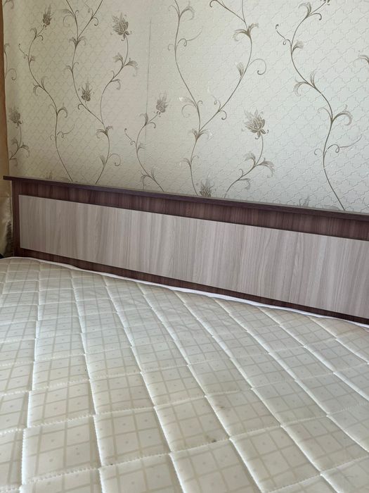 Продам кровать размерами  140х200