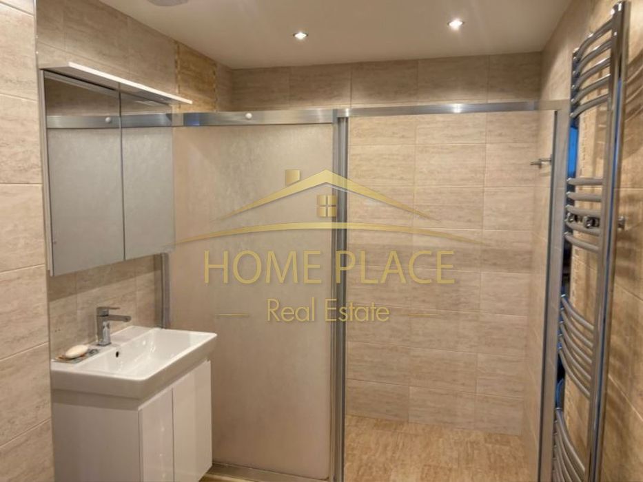 Дава се под наем Тристаен апартамент в Варна, Център - 135 кв.м за 1346.4 € - Снимка #11