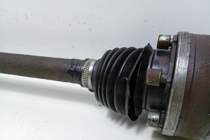 Planetara  stanga fata 1.0 / 1.4 i Volkswagen VW Lupo  seria