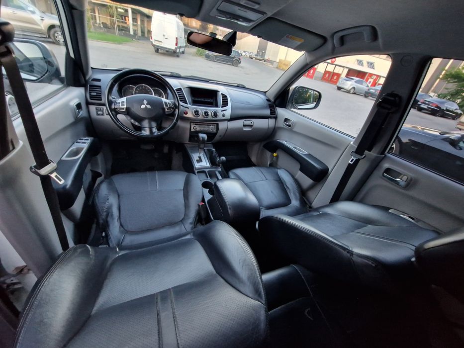 Mitsubishi L200 An 2014 Cutie Automata Km Reali Înmatriculat Ro