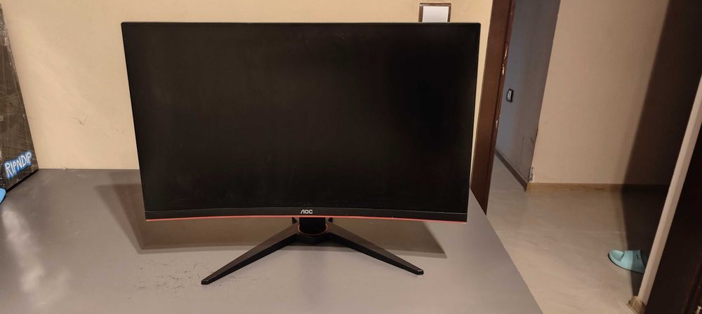 Гейминг компютър + пълен сет периферия – готов за игра