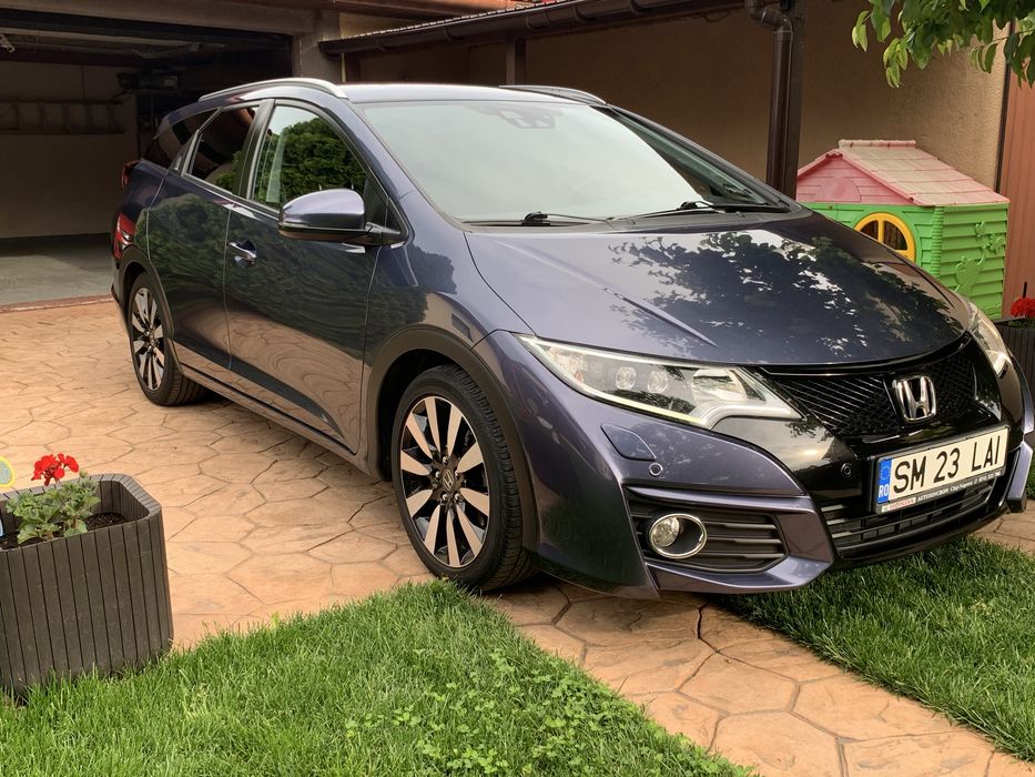 Vand Honda Civic Tourer Lifestyle +ADAS !