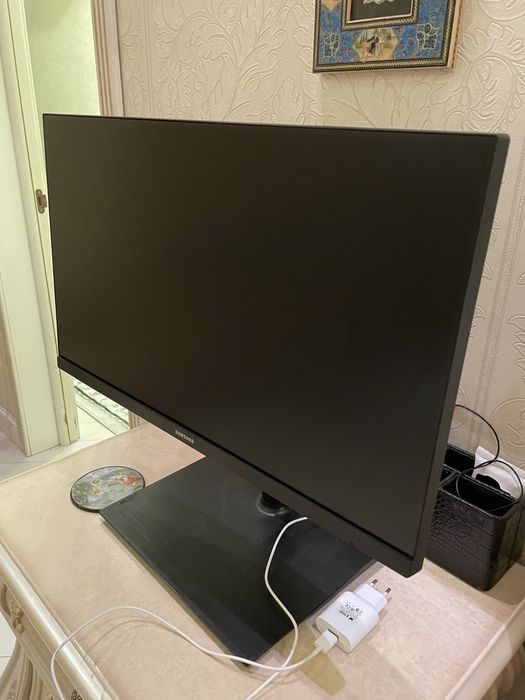 Монитор фирмы Samsung