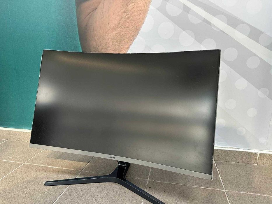 Monitor curbat Led Samsung 32" (Ag50 B.7361) Garantie 2 ani!