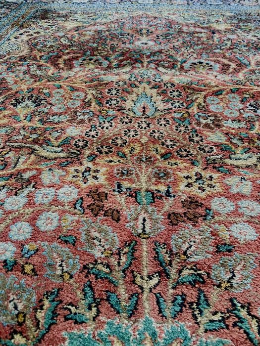 Копринен килим Кашмир