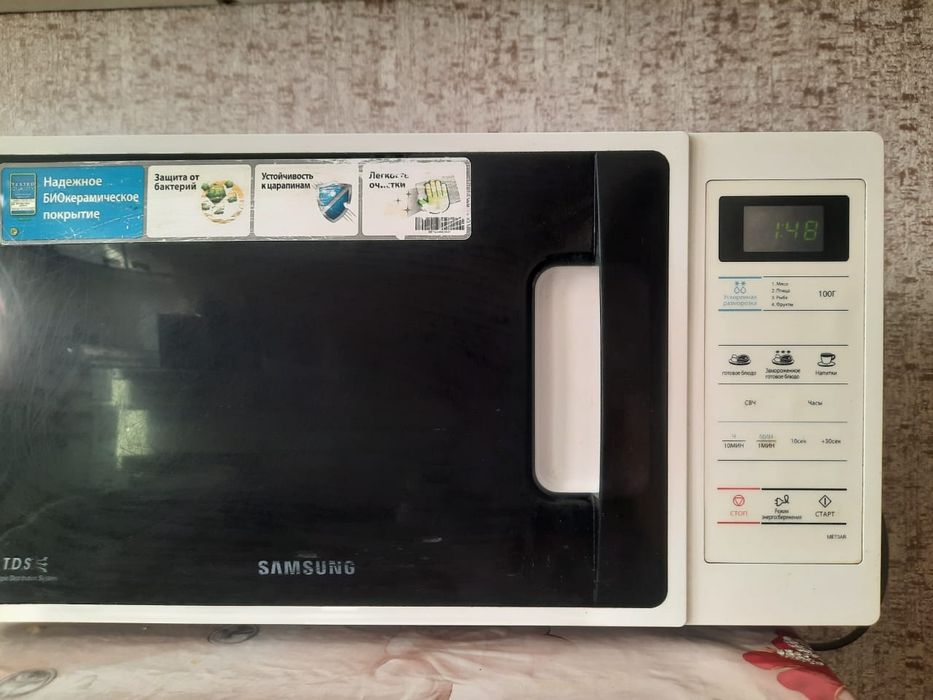 Продам микроволновую печь SAMSUNG