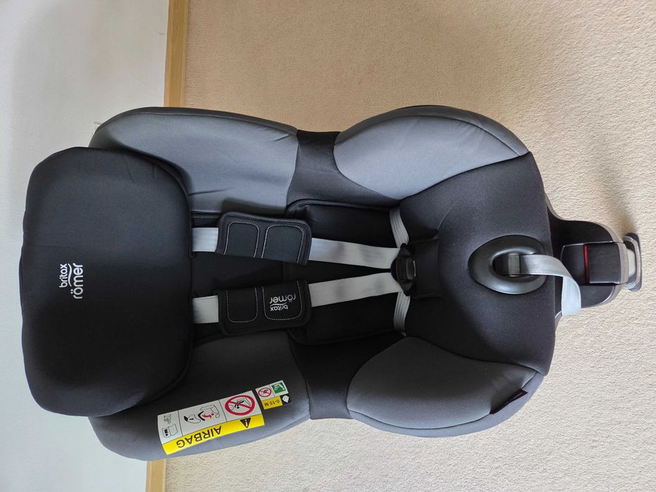 Scaun auto Britax Romer Dualfix i-Size 360°, ISOFIX, 0-4 ani + insert nou-nascut