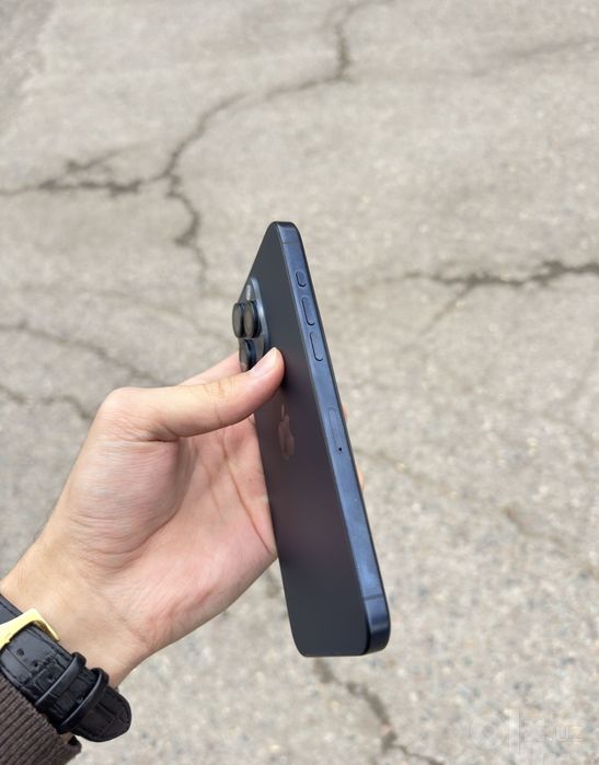 Iphone 15 pro max 256gb sotladi