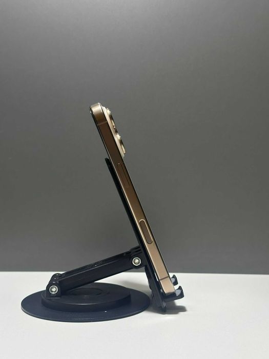 Apple iPhone 16 Pro 256GB, золотистый