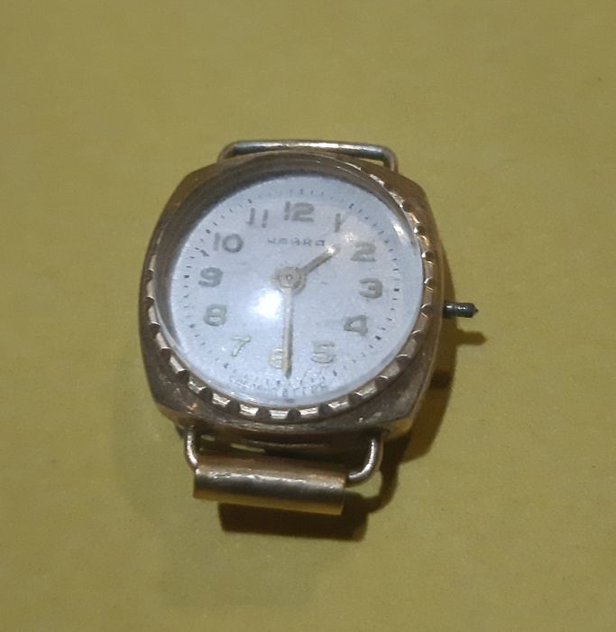 Часы. Чайка, 17 камней, женские.