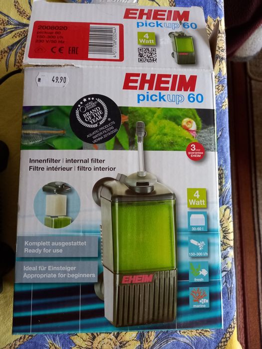 Аквариум за рибки с помпа