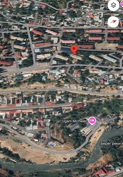 Бўстонлиқ тумани Чорбоғ шахарчасида 1 хонали квартира сотилади.