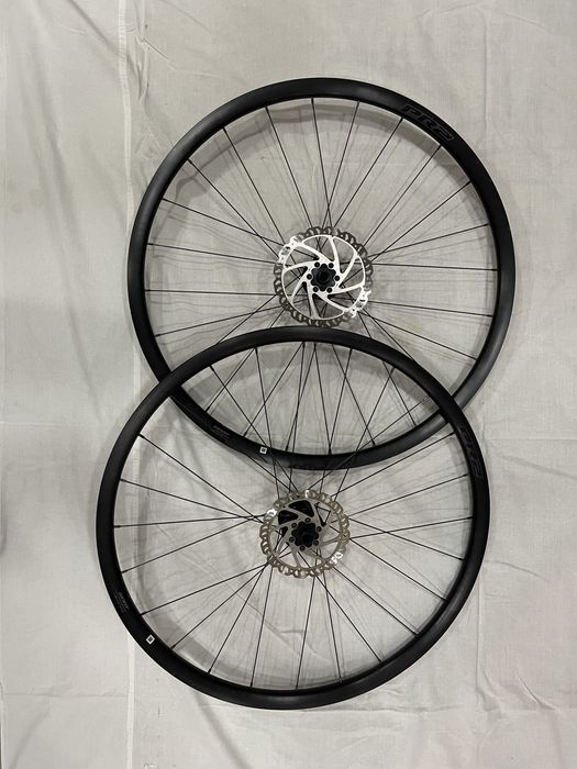 Шоссейные колёса 700с