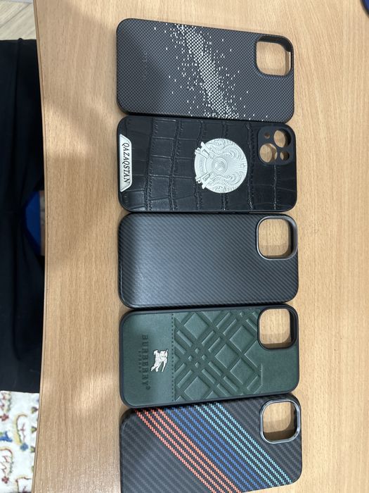 Чехлы на айфон 14