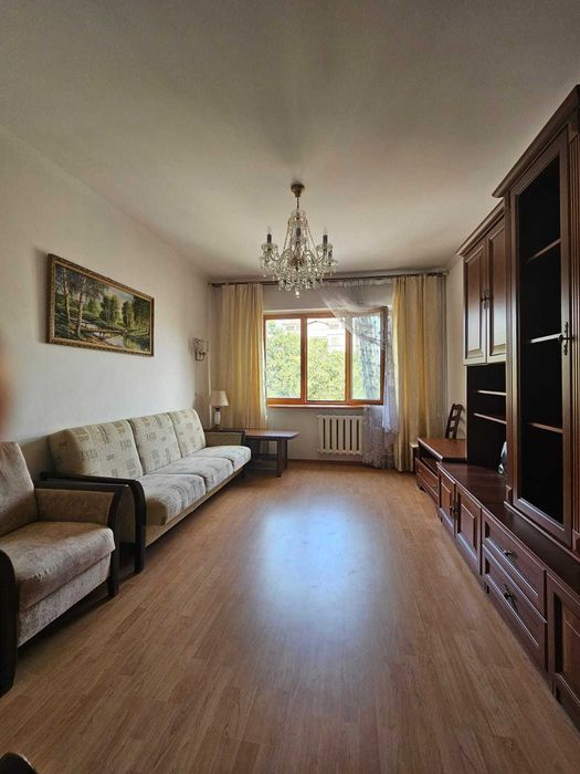 Продам 2-х ком. Жарокова Бабаева