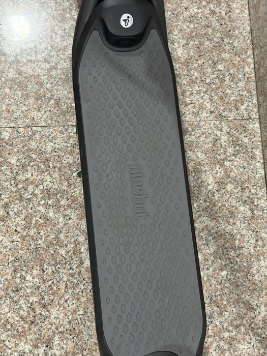 Trotineta Ninebot Kickscooter F30E