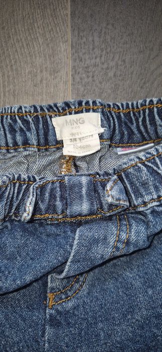 Blugi cu buzunare Mango 98