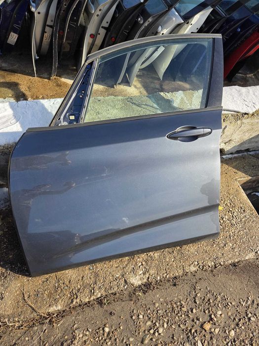 Usa fata stanga BMW seria 2 F46