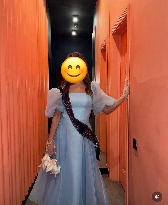 Продам выпускное очень красивое платье