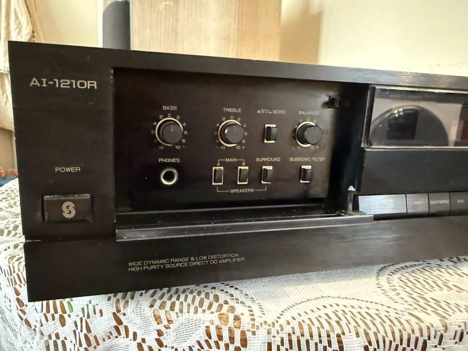 Sherwood AI-1210R Стерео усилвател