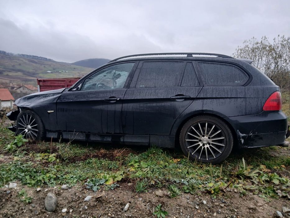 Vând Bmw E91 avariat