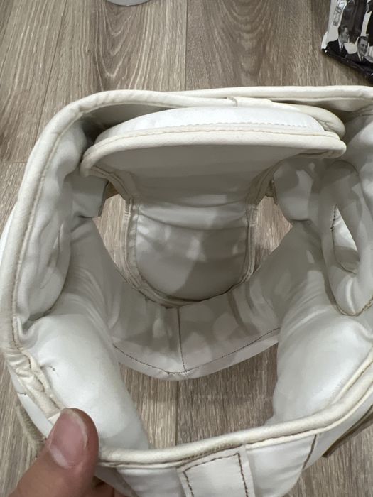 Шлем для каратэ кожанный Hayabusa