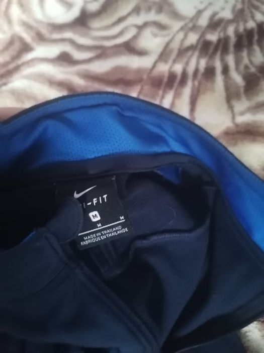 Горнище на Левски на найк размер М