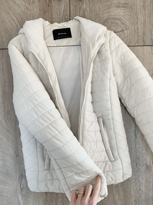 Stradivarius Есенно бяло шушлеково яке Размер S