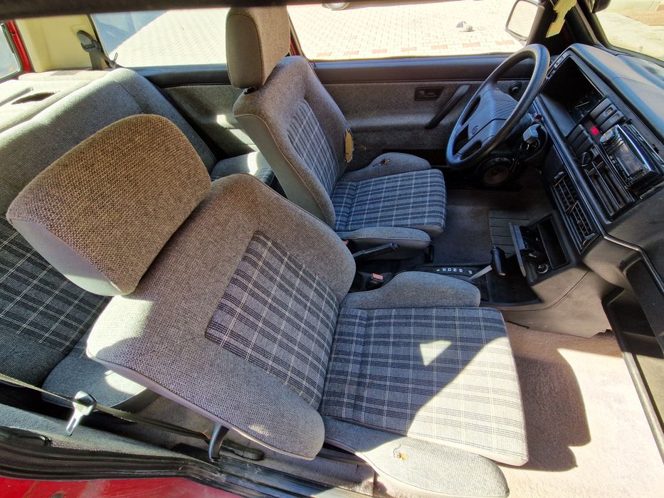 Golf 2 Automat în 3 USI