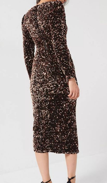 Rochie midi paiete