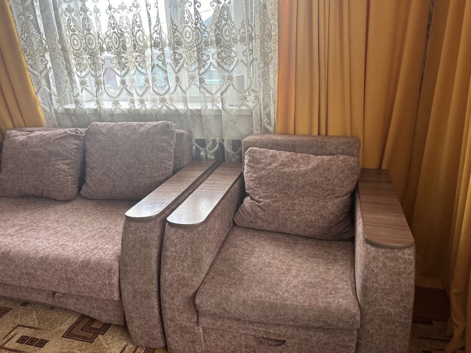 Продам диван в хорошем состоянии