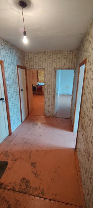 Срочно!!! Двушка новой планировки 1 этаж с лоджией 1991 г.п.