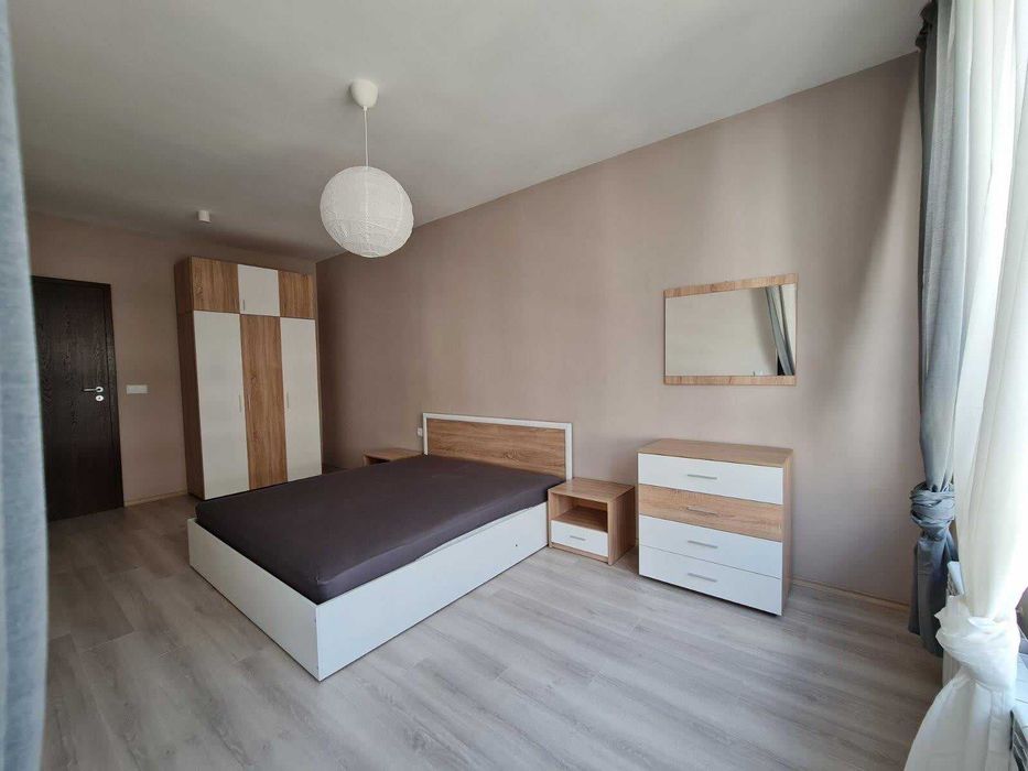 Дава се под наем Двустаен апартамент в София, Банишора - 75 кв.м за 474.3 € - Снимка #2