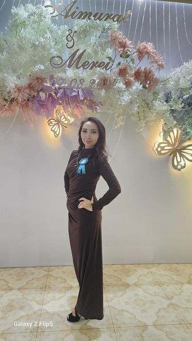 Шикарное платье zara