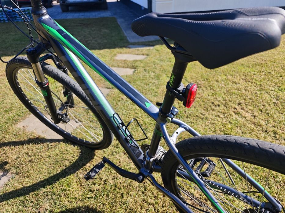 Bicicleta CUBE Analog 29"