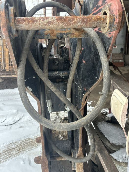 Гидромолот Profbreaker PB70HMK — рабочий, для экскаватора