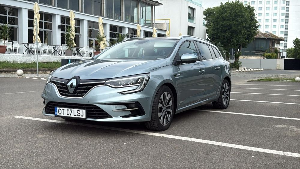 Renault Megane E-Tech Plug in Hybrid, Automat, Intense