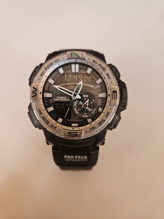Ceas casio pro trek