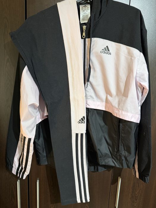 Дамски комплект на Adidas